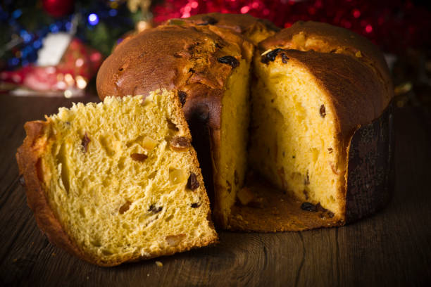 istock Panettone, sweet typical Italian Christmas 846472614