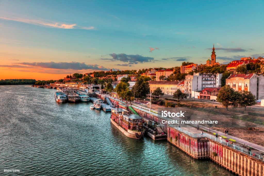 porto di Belgrado - Foto stock royalty-free di Belgrado - Serbia