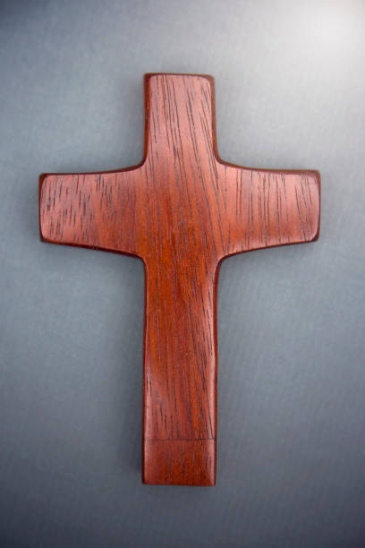 istock A Simple Wooden Cross 846492842