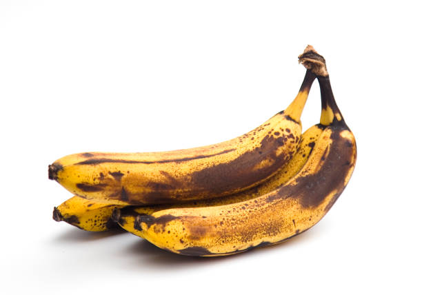 istock A Bunch of Bananas that have Turned Brown 846515042