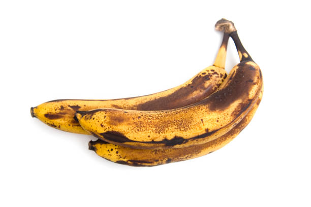 istock A Bunch of Bananas that have Turned Brown 846515158