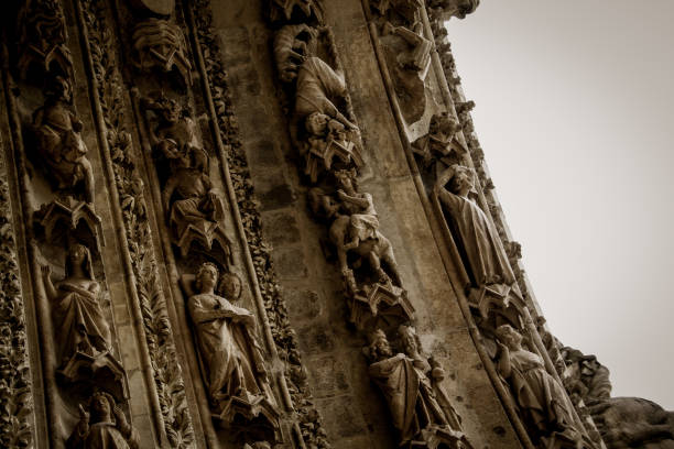 istock Cathedral of Reims 846553002