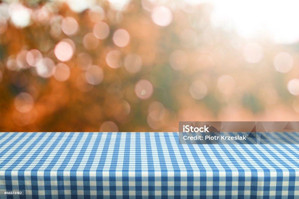 Empty Table Background Stock Photo - Download Image Now - Abstract ...