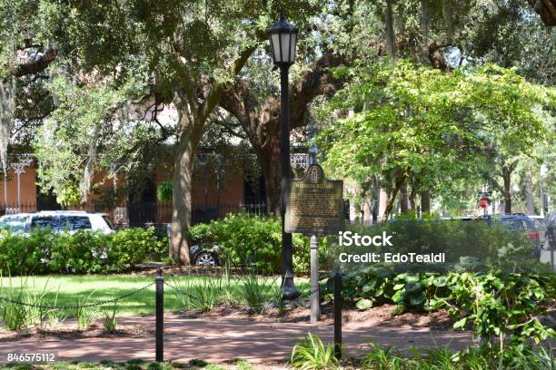 Madison Square Savannah Stock Photo - Download Image Now - 20th Century Style, Architecture, Beauty
