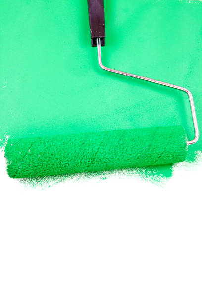 istock Painting with a green color 846587338