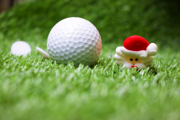 istock Merry X'mas to golfer 846636886