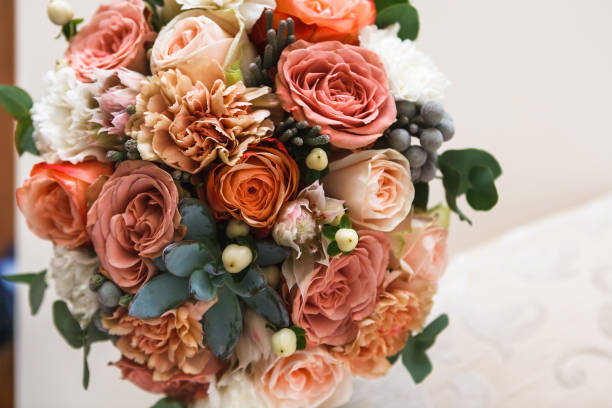 istock Wedding flowers, floral decor, bridal bouquet 846674978
