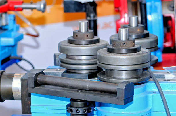 istock Industrial device for bending of metal pipes 846675512