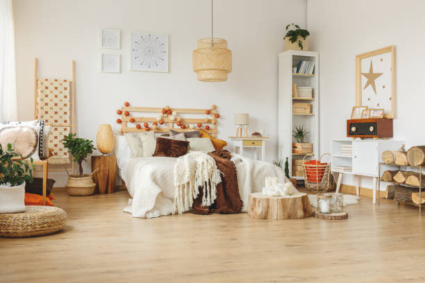 istock Room with wooden decorations 846758864
