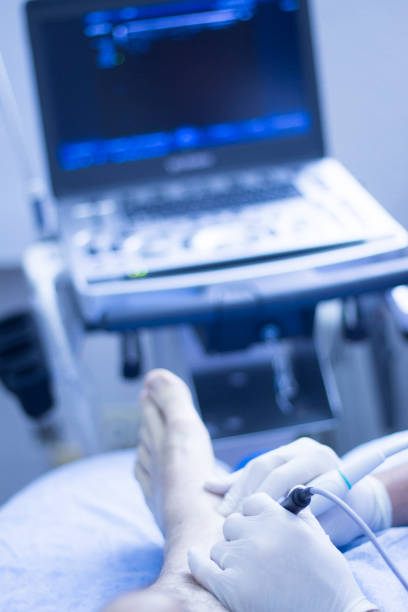istock Ultrasound assisted ecography intratissue percutaneous electrolysis dry needling physical therapy rehabilitation physiotherapist treatment in hospital medical center IPE physiotherapy clinic. 846774924