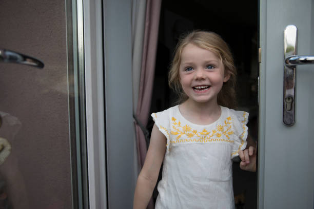 istock Little Girl in a Doorway 846838230