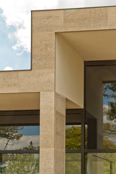 istock Building facade with elegant Birttish  Portland Stone columns 846859414