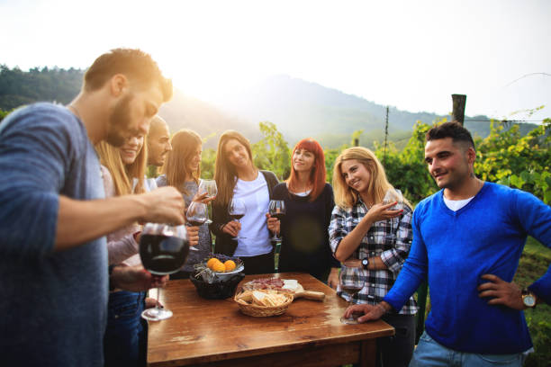 istock Winemaking party at agriturismo in Italy 846987324