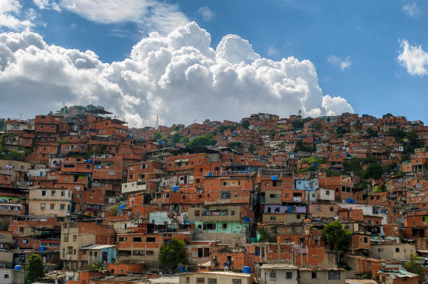 istock The clouds and the neighborhood 847046954