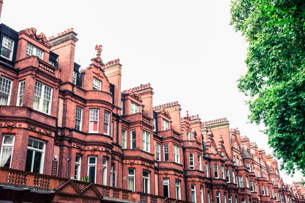 istock Magnificent Architecture and Residential Community in London 847073584