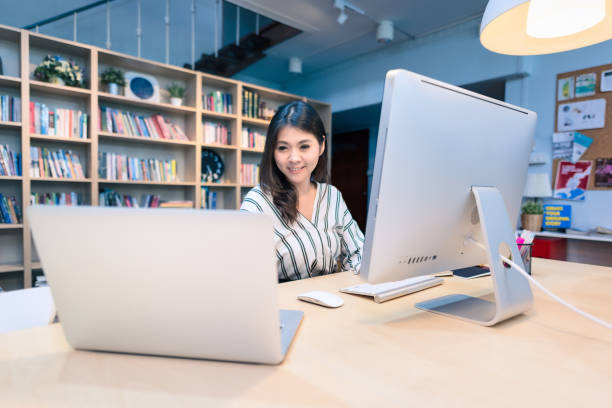 istock Young business entrepreneur working on the smart computer at co-workspace office 847134198