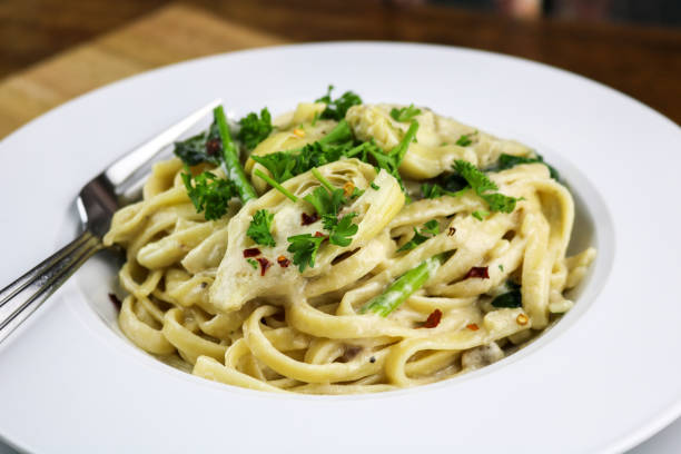 istock Fettuccine with Alfredo Sauce 847297338