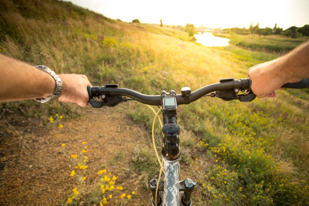 istock Man biking outdoors 847329504
