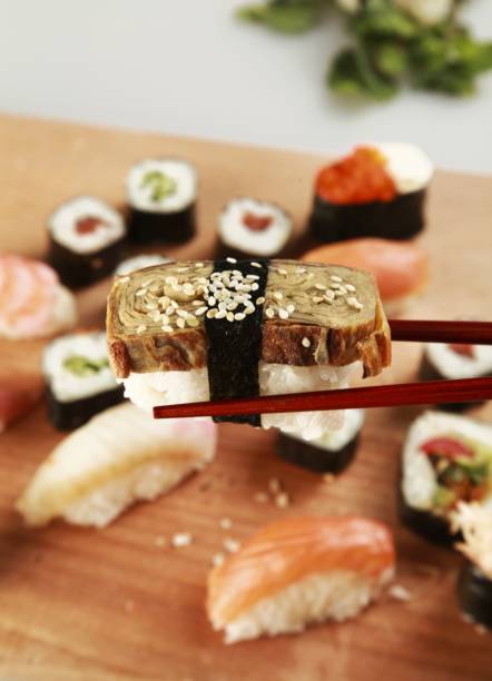 суши. - nigri sushi стоковые фото и изображения
