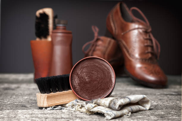 istock shoeshine, brush and dirty cloth 847330832