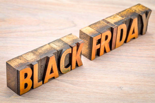 istock Black Friday banner in wood type 847331086