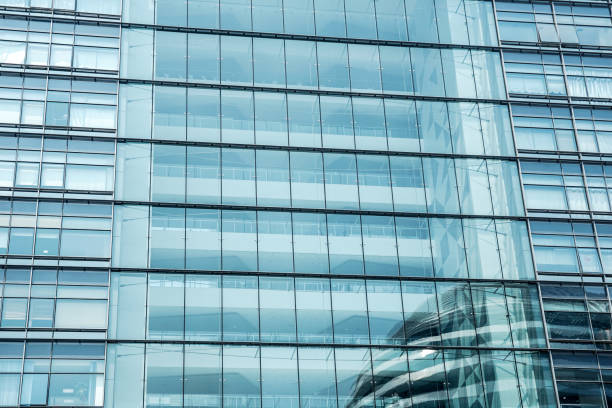 istock exterior of glass wall 847345256