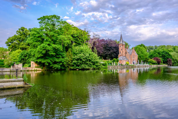 istock Bruges (Brugge) cityscape with Minnewater lake 847429538