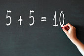 einfache-mathematische-gleichung.jpg?b=1&s=170x170&k=20&c=xQjkb7hhc_TSgeg9a0m0hVFGbqwxEgRXIOnXgwBNFJ4=