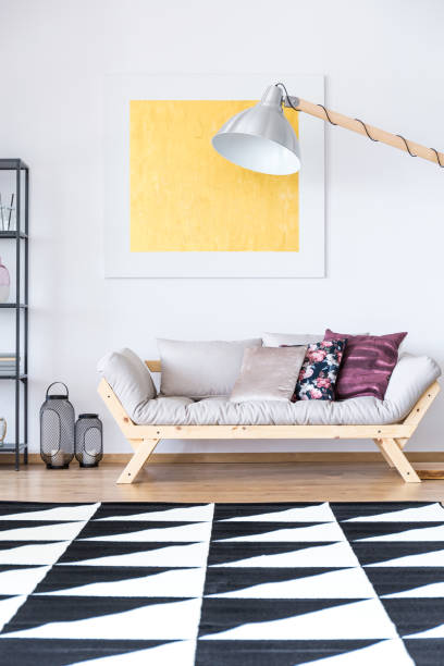 istock Living room with geometric carpet 847683908