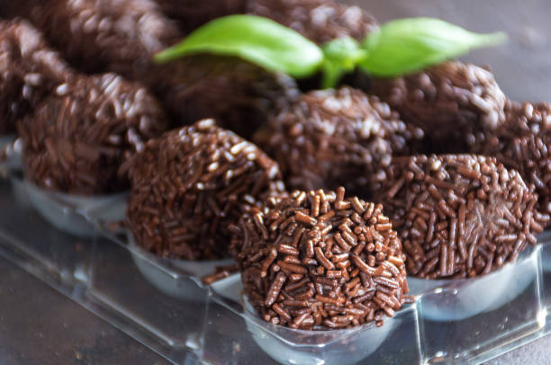 istock Truffles chocolate made in home 847689818