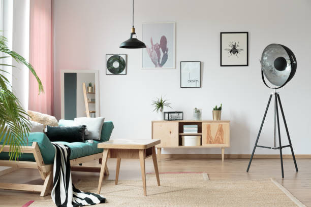 istock Warm living room with lamp 847691454
