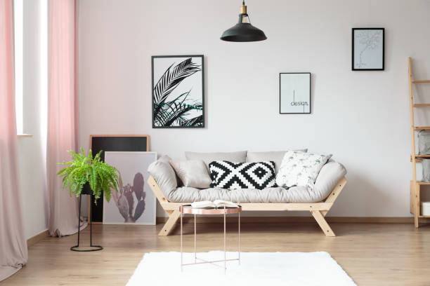istock Simple living room with fern 847691502