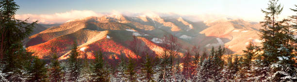 istock Autumn at Mount Dovbushanka 847695158