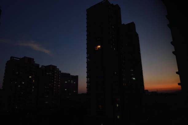 The evening of the building.