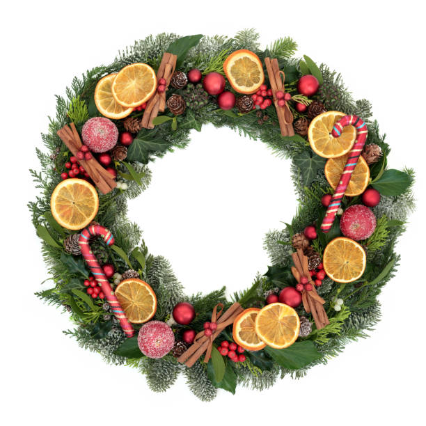 istock Festive Christmas Wreath 847705994