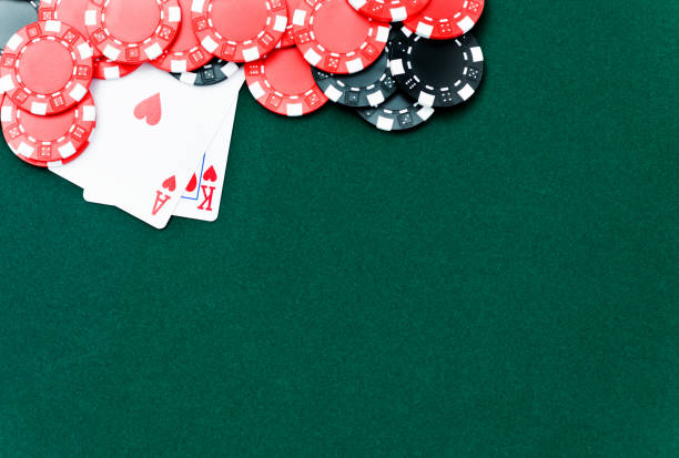 istock Ace and king of hearts with poker chips 847738124