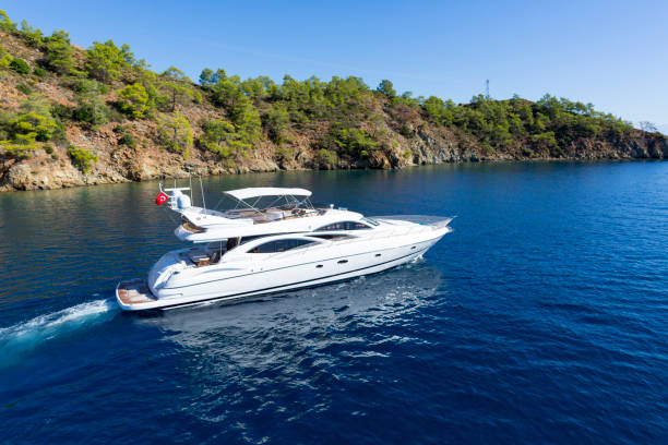 istock Expensive white yacht sailing on sea 847782784
