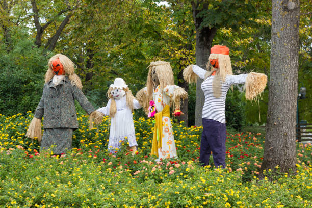 istock Ghosts for Halloween Party 847828858