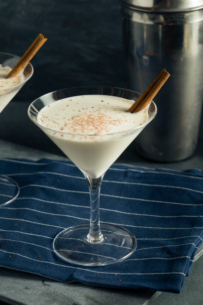 istock Homemade Creamy Eggnog Cinnamon Dessert Martini 847833020