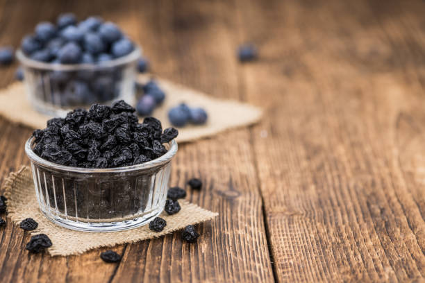 istock Portion of Dried Blueberries 847980638