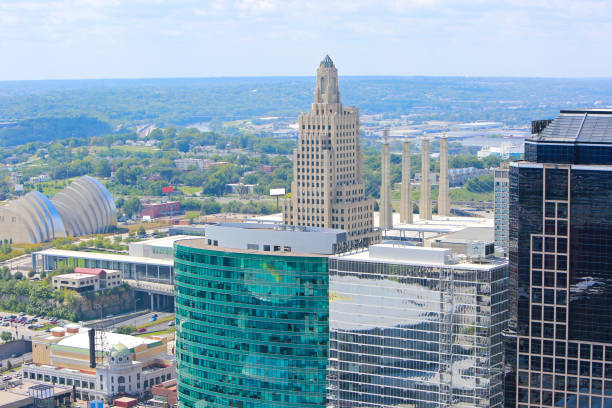 istock Kansas City Missouri Skyline 847988224