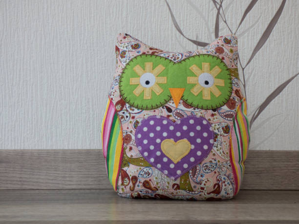 istock Owl as a door stopper 848035186