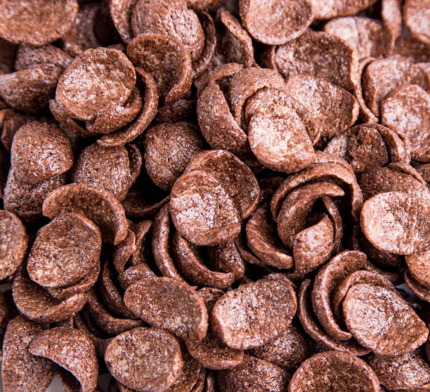 istock Pile of chocolate breakfast flakes 848048038