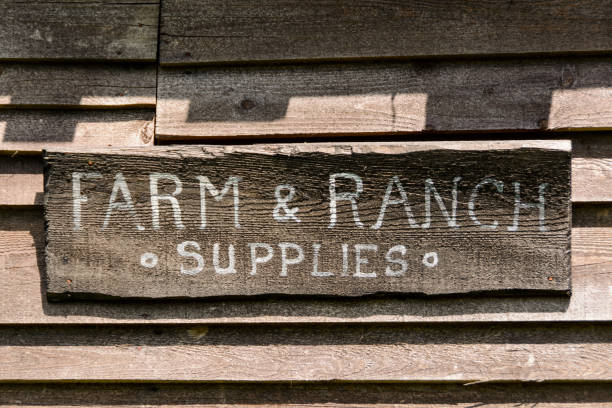 istock farm & ranch store wood sign 848082080