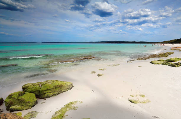 Hyams Beach Jervis Bay Australia Beautiful white sands and crystal clear waters of Hyams Beach Jervis Bay shoalhaven stock pictures, royalty-free photos & images