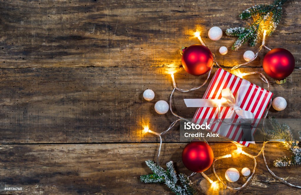 Weihnachtsgeschenk und Ornamente - Lizenzfrei Weihnachtsgeschenk Stock-Foto