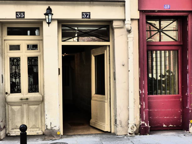 istock Building entries in Paris, France 848149912