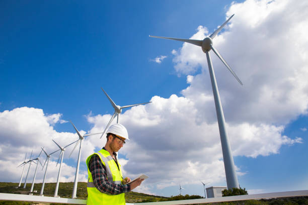 istock Engineers of wind turbine 848275376