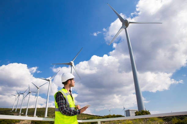 istock Engineers of wind turbine 848278044