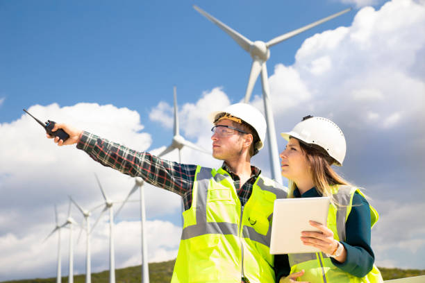 istock Engineers of wind turbine 848278638